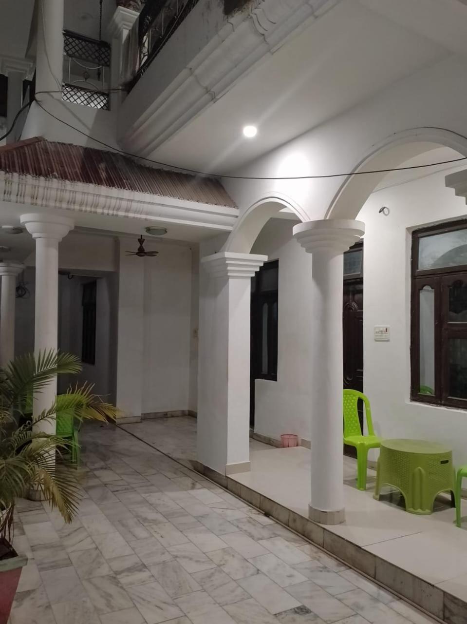 Varuna Palace Varanasi , Near Mandir & Ghat'S Экстерьер фото