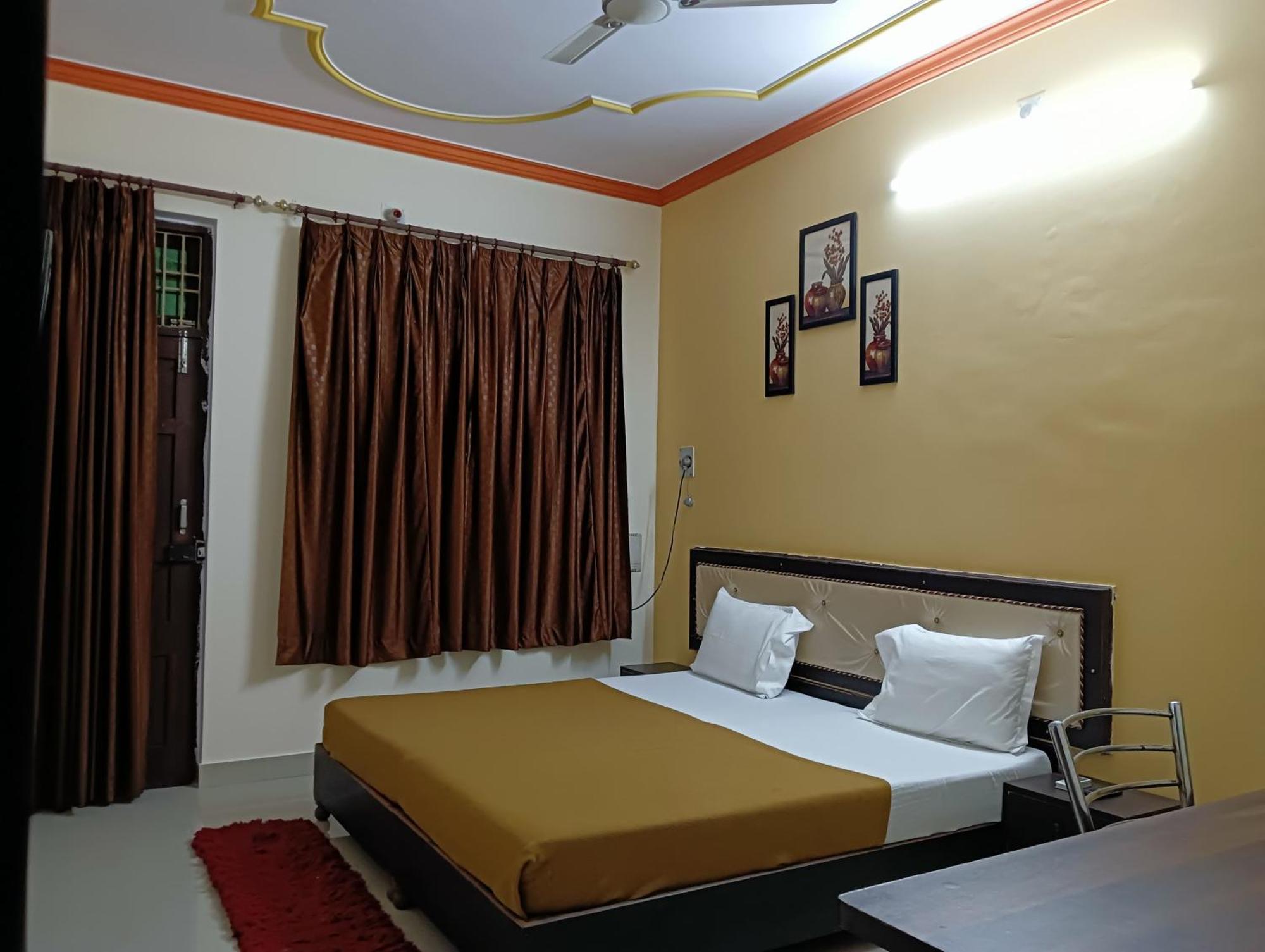Varuna Palace Varanasi , Near Mandir & Ghat'S Экстерьер фото