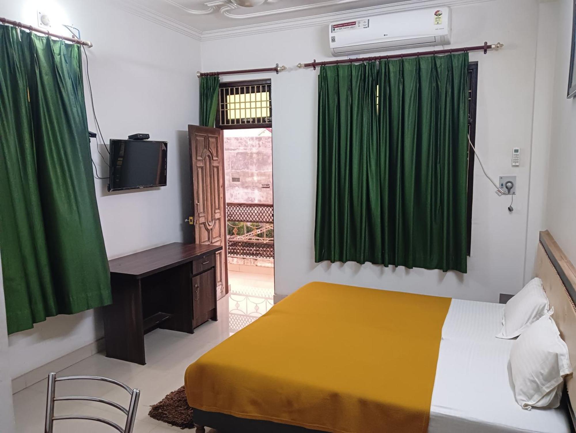 Varuna Palace Varanasi , Near Mandir & Ghat'S Экстерьер фото