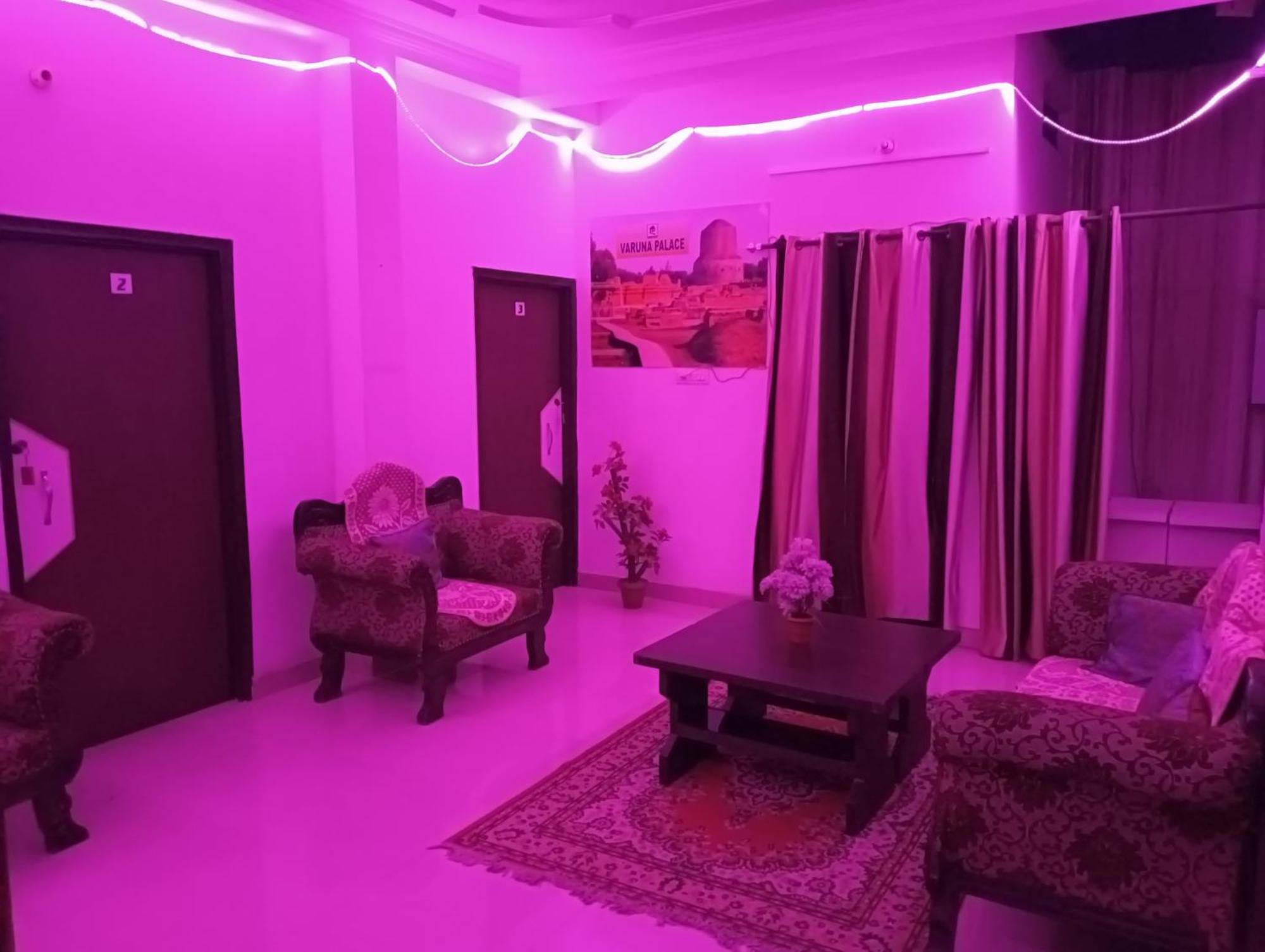 Varuna Palace Varanasi , Near Mandir & Ghat'S Экстерьер фото